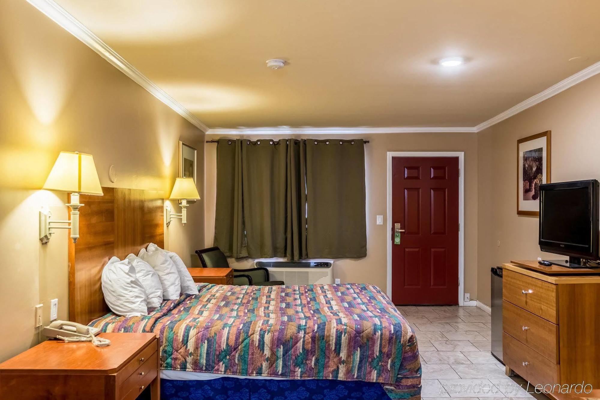 Rodeway Inn Tucson Exterior photo